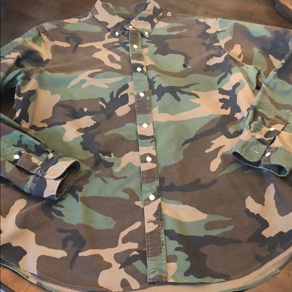 Ralph Lauren Other - Ralph Lauren size XL Camo button down shirt men’s